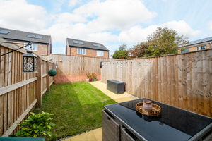 Hazel Close Holmewood